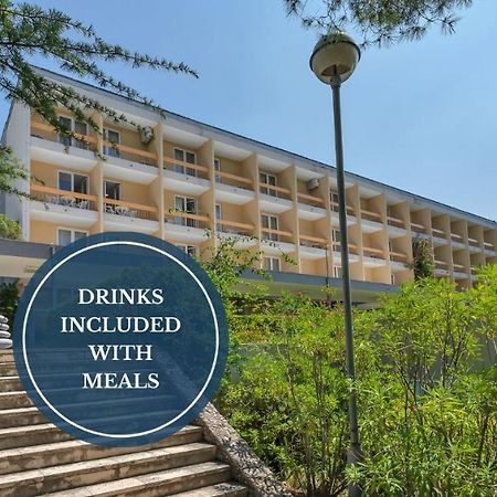 Hotel Alem Baška Voda エクステリア 写真