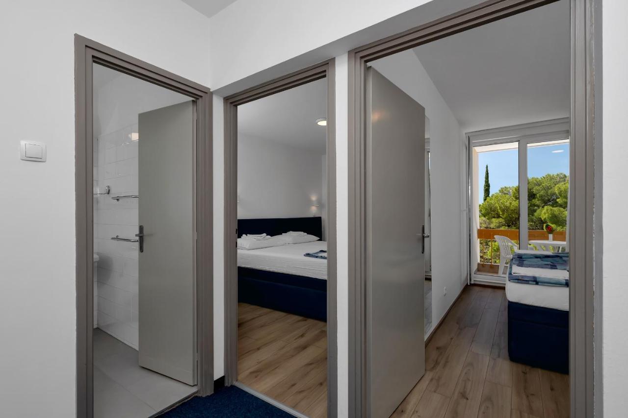 Hotel Alem Baška Voda エクステリア 写真