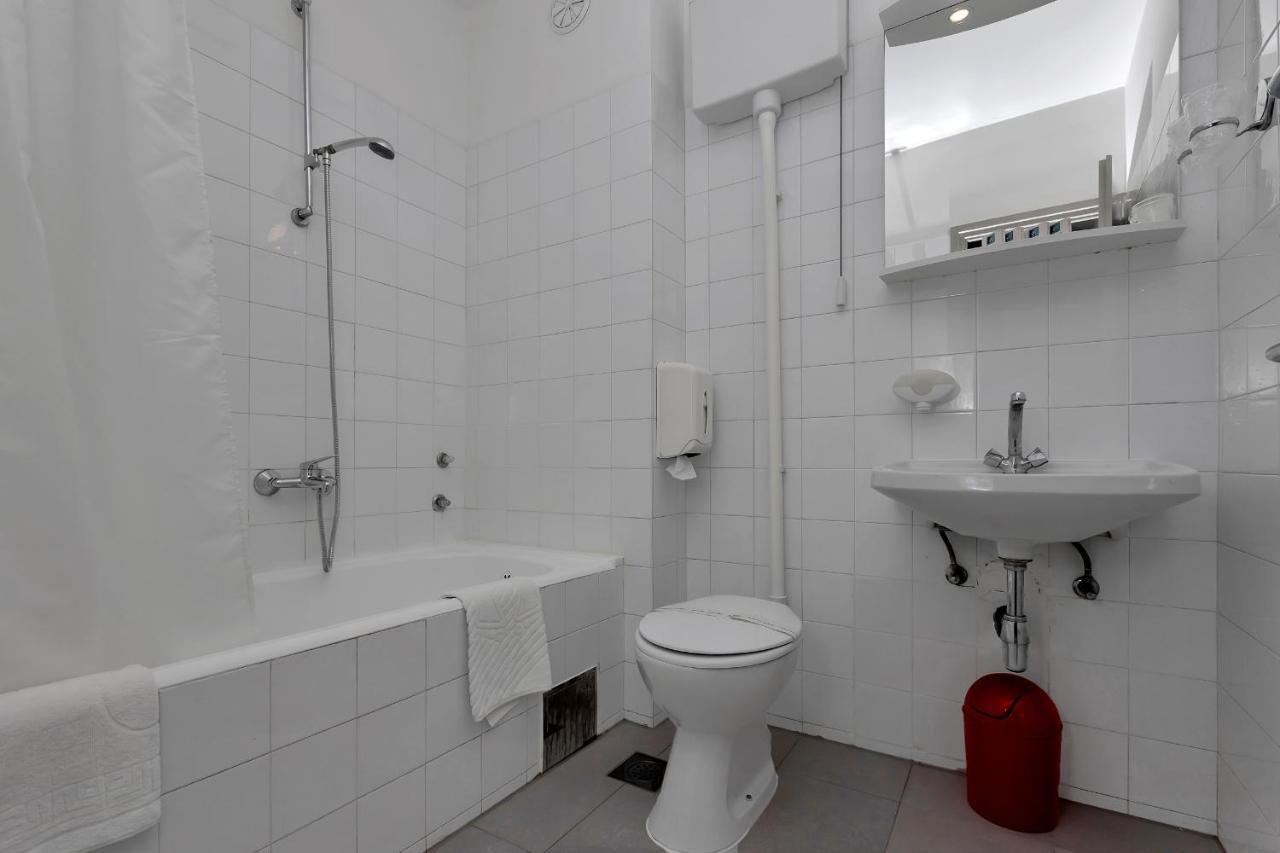 Hotel Alem Baška Voda エクステリア 写真